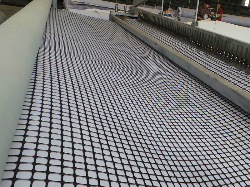 钢塑格栅在道路加固中的实际作用